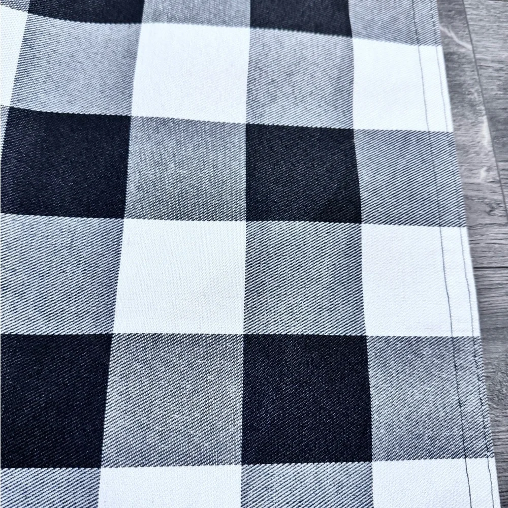 Buffalo Plaid Black and‎ White Placemats